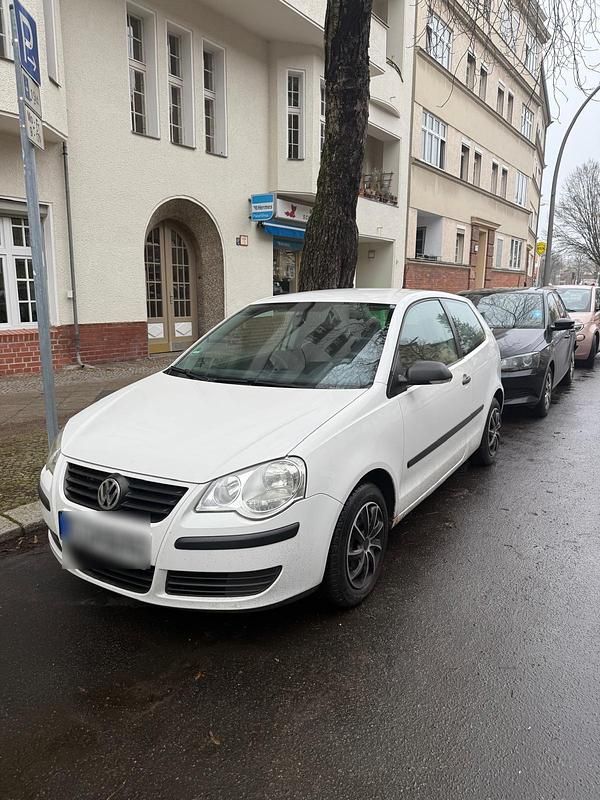Weiß Gebraucht 2005 VW Polo Kleinwagen | 900 € (Fairer Preis) - Bild 1/4