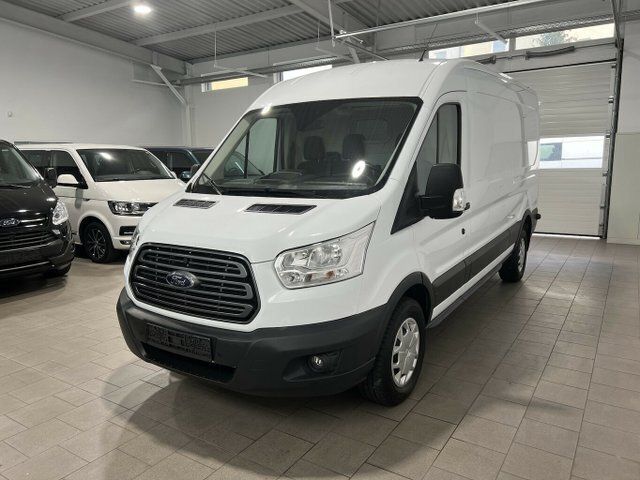Second-hand Ford Transit 170 CP (125 kW) 2018 Alb Van