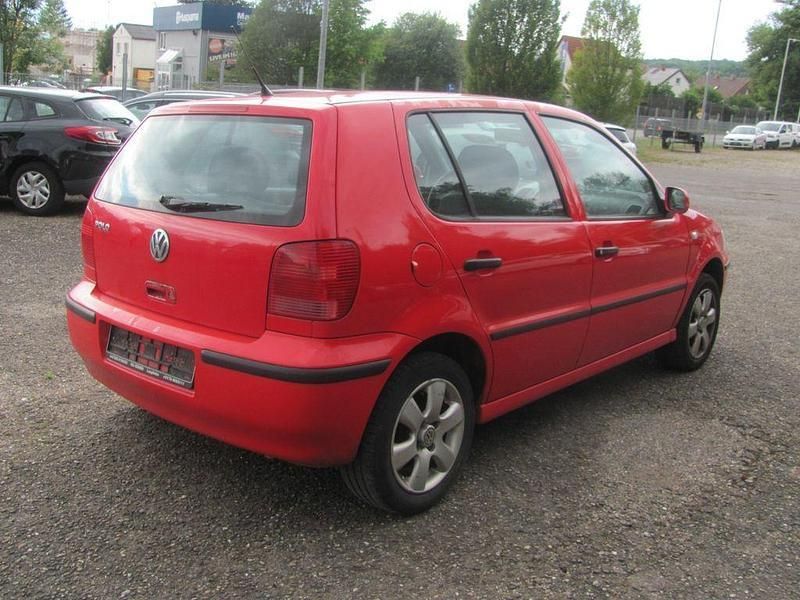 Gebraucht VW Polo 60 PS (44 kW) 2001 Rot Limousine