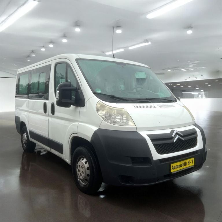Weiß Gebraucht 2009 Citroën Jumper Van / Kleinbus | 4.999 € (Teuer) - Bild 1/4