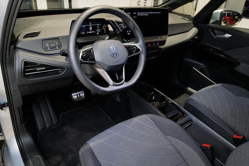 Gebraucht VW ID.3 Pro 150 kW (204 PS) 2024 Scale silver metallic Kleinwagen