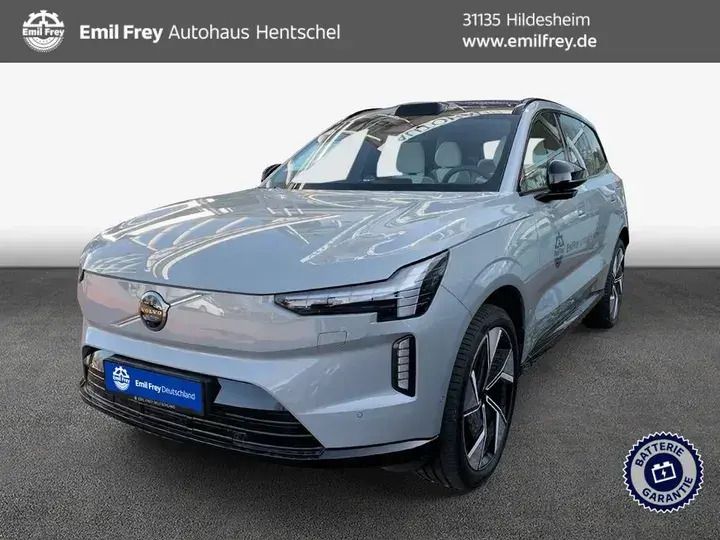 Silber Gebraucht 2025 Volvo EX90 Performance SUV | 96.990 € (Guter Preis) - Bild 1/4