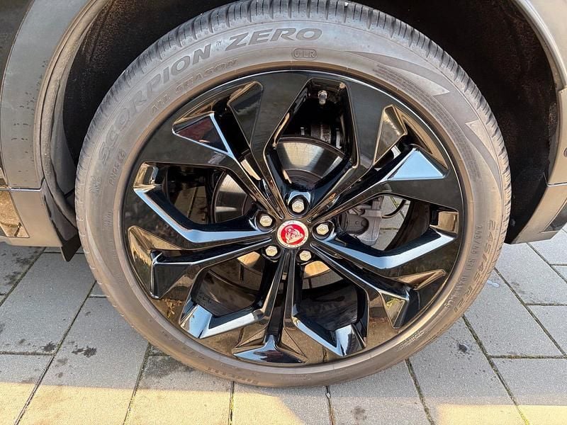 Gebraucht Jaguar E-Pace 200 PS (147 kW) 2019 Schwarz SUV