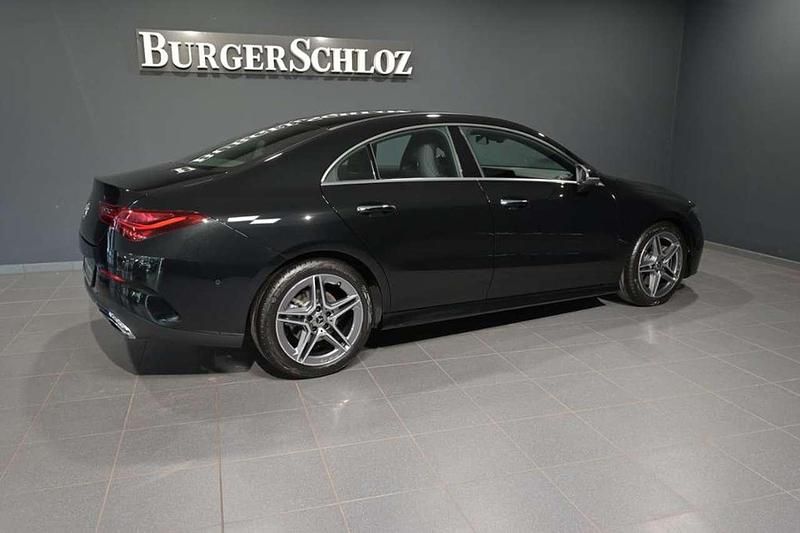 Gebraucht Mercedes CLA200 AMG 163 PS (119 kW) 2024 Metalliclack kosmosschwarz Coupé