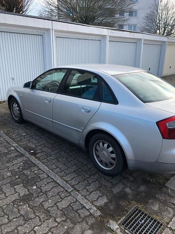 Gebraucht Audi A4 S-Line 131 PS (96 kW) 2004 Silber Limousine