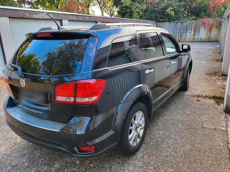 Gebraucht Fiat Freemont 170 PS (125 kW) 2013 Schwarz SUV