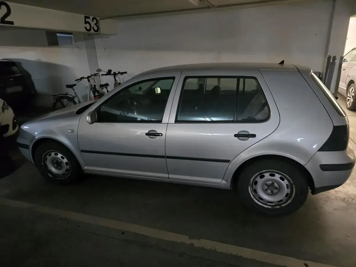 Gebraucht VW Golf IV 75 PS (55 kW) 1999 Silber Kleinwagen
