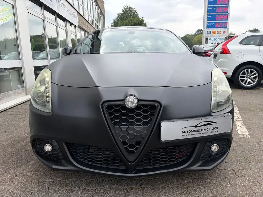 Gebraucht Alfa Romeo Giulietta Turismo 170 PS (125 kW) 2012 Rot Kleinwagen
