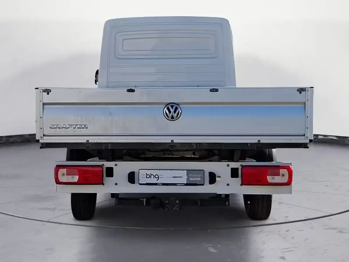 Używany VW Crafter 140 KM (102 kW) 2021 Biały Van