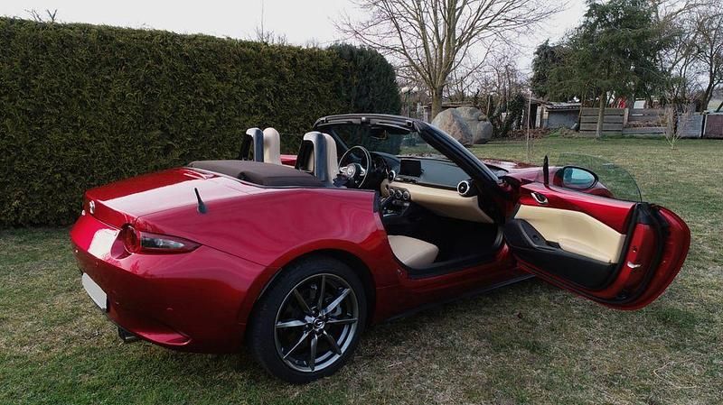 Gebraucht Mazda MX5 Selection 184 PS (135 kW) 2020 Rot Cabrio