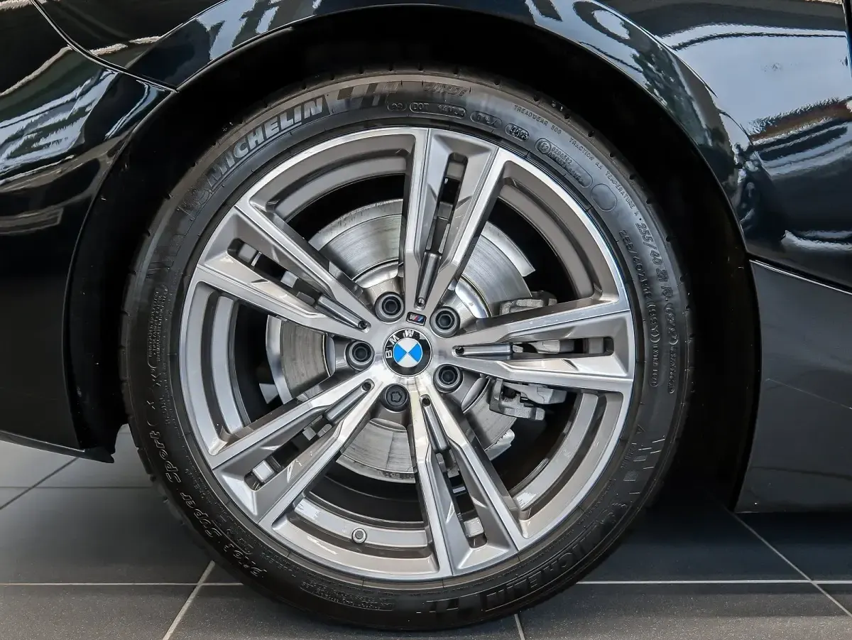 Gebraucht BMW Z4 M Sport 197 PS (144 kW) 2025 Schwarz Cabrio