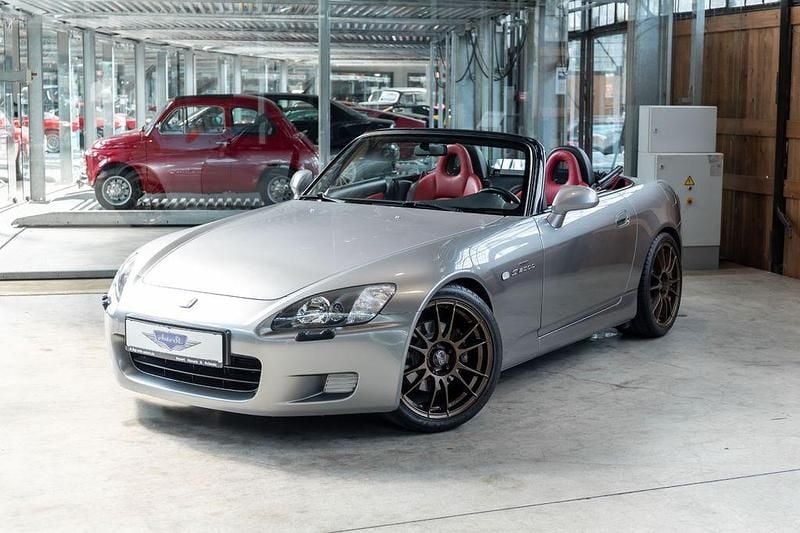 Grau Gebraucht 2001 Honda S 2000 S Cabrio | 26.890 € (Guter Preis) - Bild 1/4