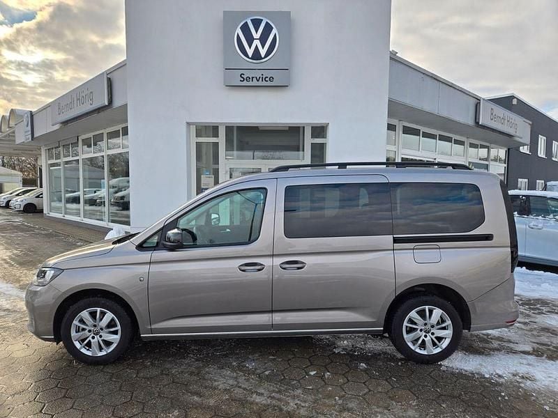 Beige Gebraucht 2024 VW Caddy Maxi Life Van / Kleinbus | 28.490 € (Superpreis) - Bild 1/4