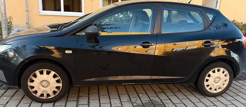 Schwarz Gebraucht 2010 Seat Ibiza ST Style Kombi | 2.300 € (Guter Preis) - Bild 1/4