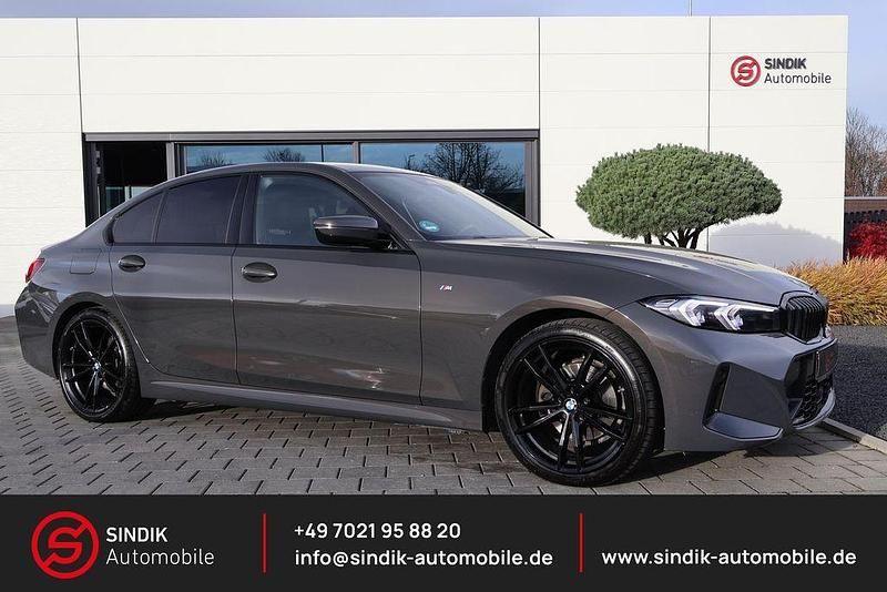 Grau Gebraucht 2024 BMW 320 M Sport Limousine | 38.980 € (Fairer Preis) - Bild 1/4