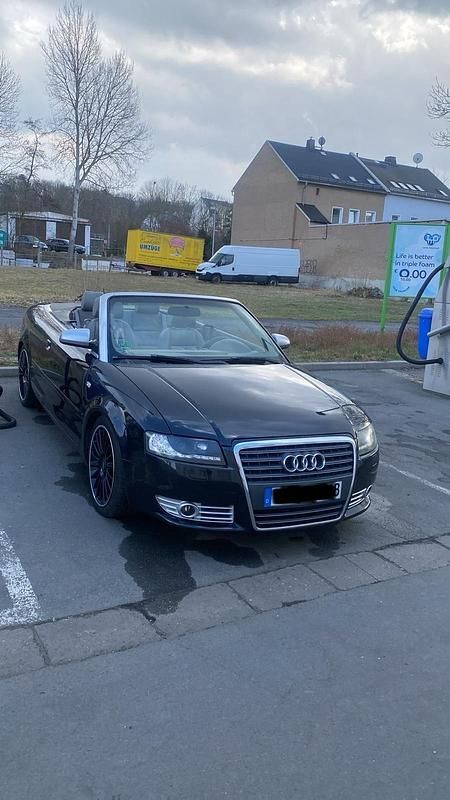 Schwarz Gebraucht 2002 Audi A4 Cabriolet Cabrio | 5.500 € (Teuer) - Bild 1/4