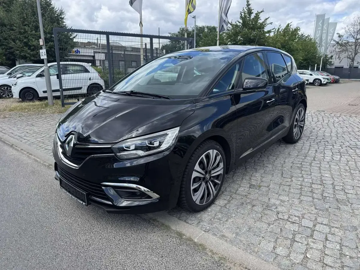 Gebraucht Renault Scénic IV Equilibre 140 PS (102 kW) 2022 Blackpearlschwarz Van / Kleinbus