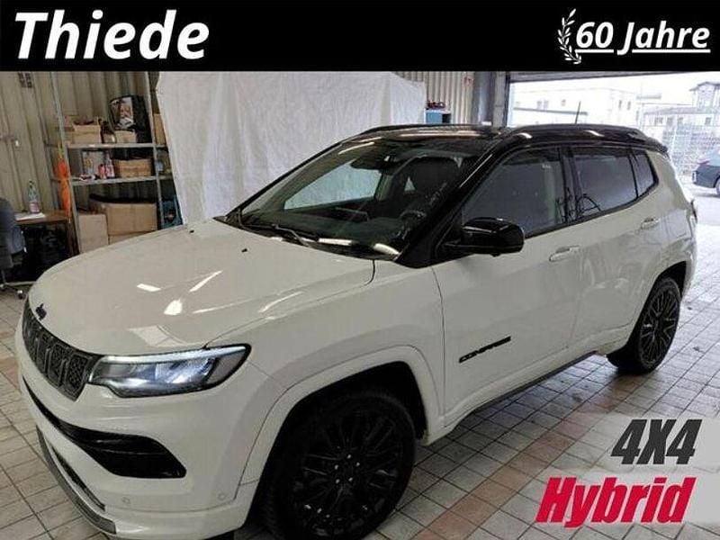 Gebraucht Jeep Compass Limited 190 PS (139 kW) 2022 Snow white SUV