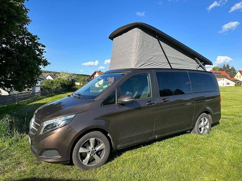 Braun Gebraucht 2019 Mercedes V250 Marco Polo Van / Kleinbus | 44.000 € (Superpreis) - Bild 1/4