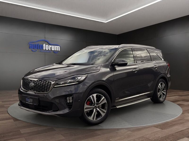 Grau Gebraucht 2018 Kia Sorento GT-Line SUV | 27.490 € (Fairer Preis) - Bild 1/4
