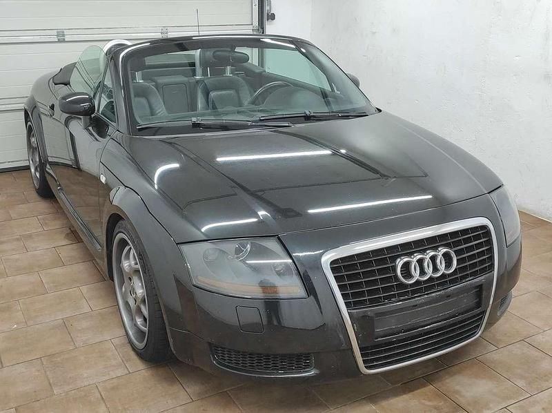 Gebraucht Audi TT Roadster 179 PS (131 kW) 2000 Schwarz Cabrio
