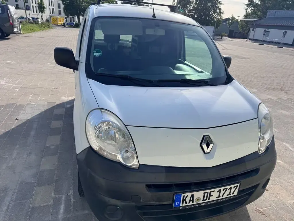 Gebraucht Renault Kangoo Expression 90 PS (66 kW) 2011 Weiß Van / Kleinbus