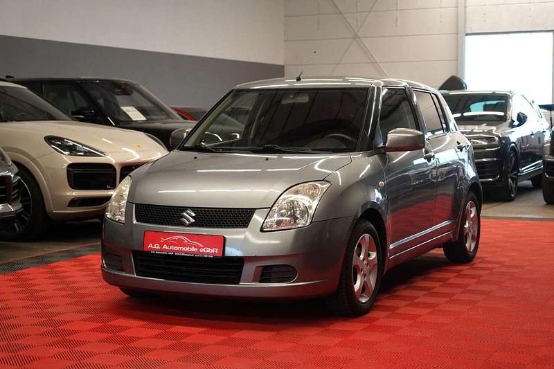 Silber Gebraucht 2006 Suzuki Swift Kleinwagen | 2.950 € (Etwas zu teuer) - Bild 1/4