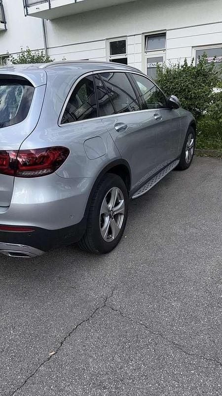 Gebraucht Mercedes GLC300 AMG line 245 PS (180 kW) 2020 SUV