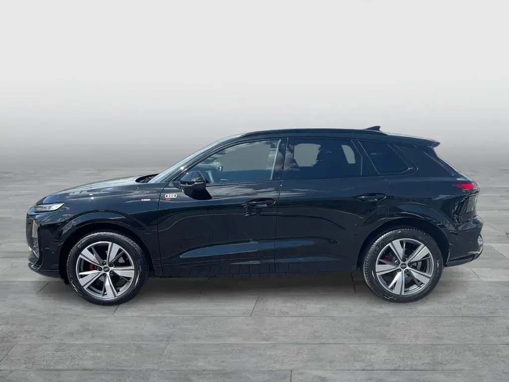 Gebraucht Audi Q3 Ambiente 150 PS (110 kW) 2025 Mythosschwarz metallic SUV