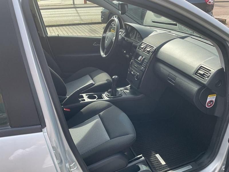 Gebraucht Mercedes A150 95 PS (69 kW) 2008 Silber Limousine