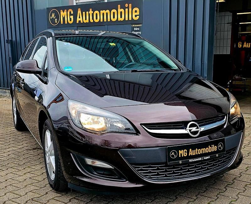 Gebraucht Opel Astra Edition 120 PS (88 kW) 2014 Grau Kombi