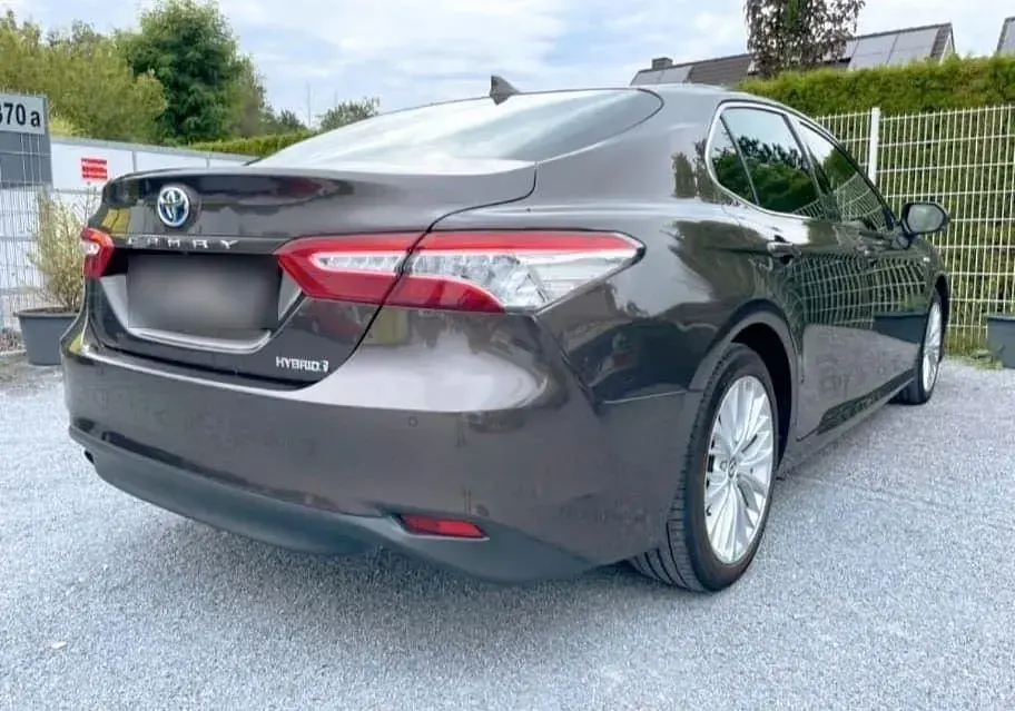 Gebraucht Toyota Camry Executive 218 PS (160 kW) 2019 Braun Limousine