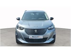 Gebraucht Peugeot e-2008 Allure+ 100 kW (136 PS) 2022 Beige SUV