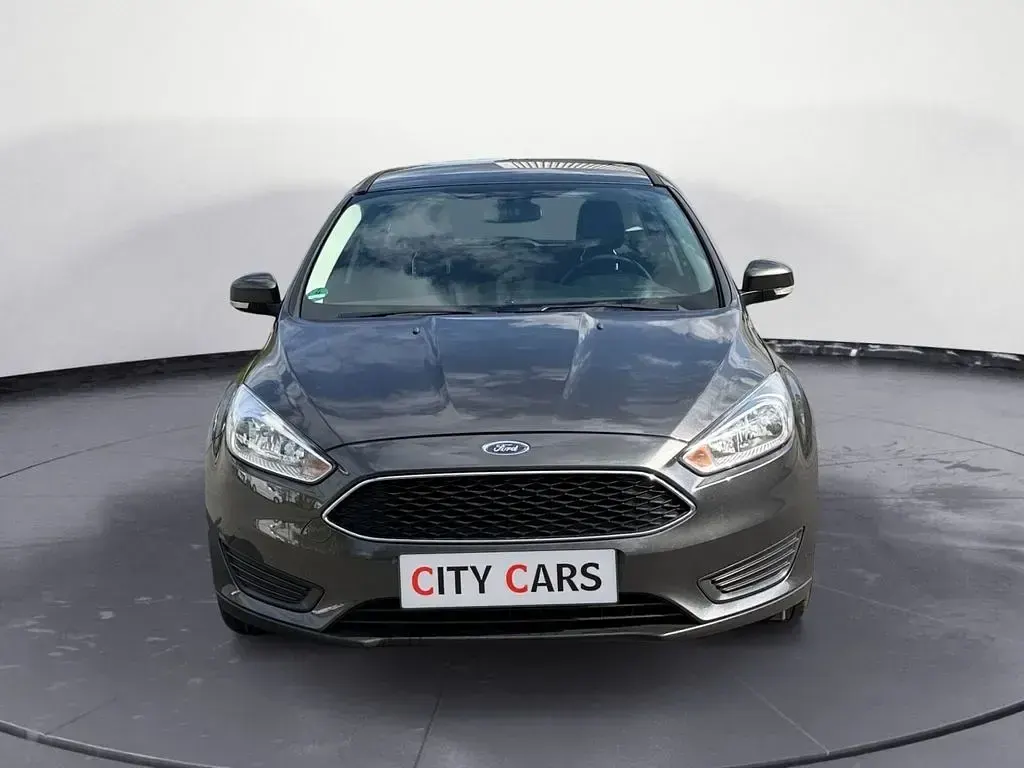 Second-hand Ford Focus Trend 101 CP (74 kW) 2016 Gri Berlinǎ