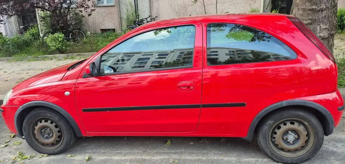 Käytetty Opel Corsa 90 HP (66 kW) 2005 Punainen Viistoperä