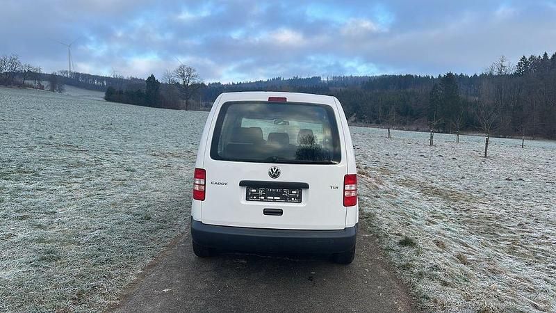 Gebraucht VW Caddy 75 PS (55 kW) 2012 Weiß Van / Kleinbus