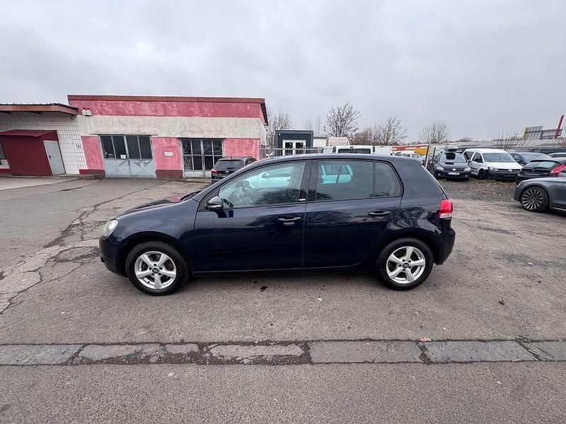 Gebraucht VW Golf VII Style 122 PS (89 kW) 2012 Blau Limousine