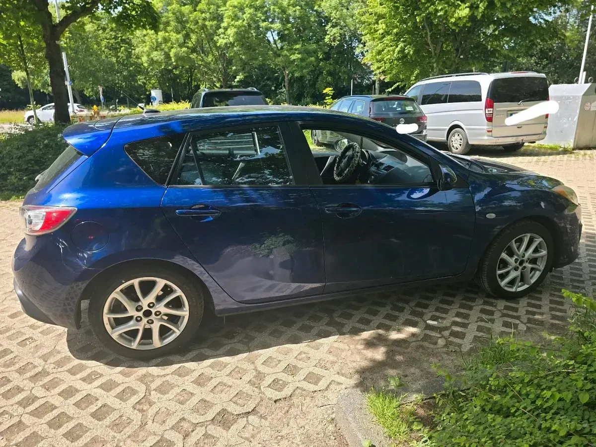 Gebraucht Mazda 3 105 PS (77 kW) 2009 Blau Limousine