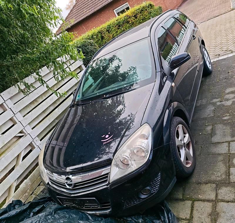 Schwarz Gebraucht 2007 Opel Astra Kombi | 700 € (Guter Preis) - Bild 1/4