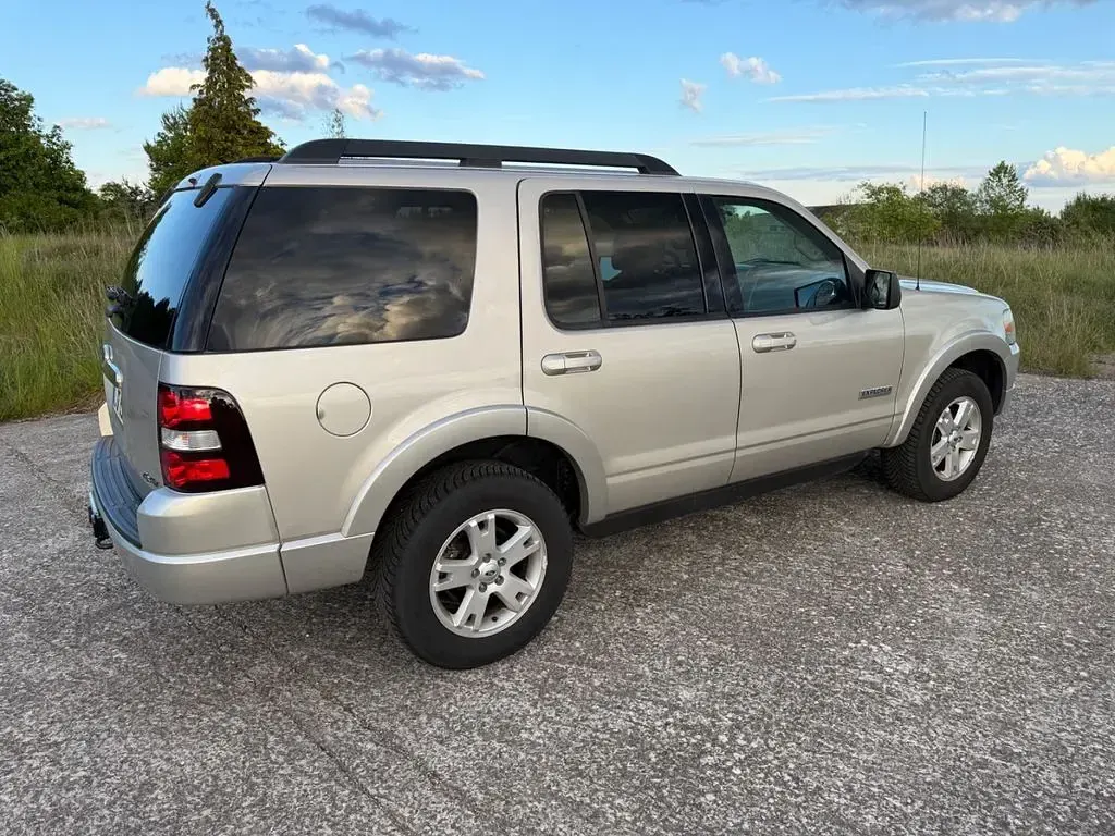 Gebraucht Ford Explorer 213 PS (156 kW) 2008 Silber SUV