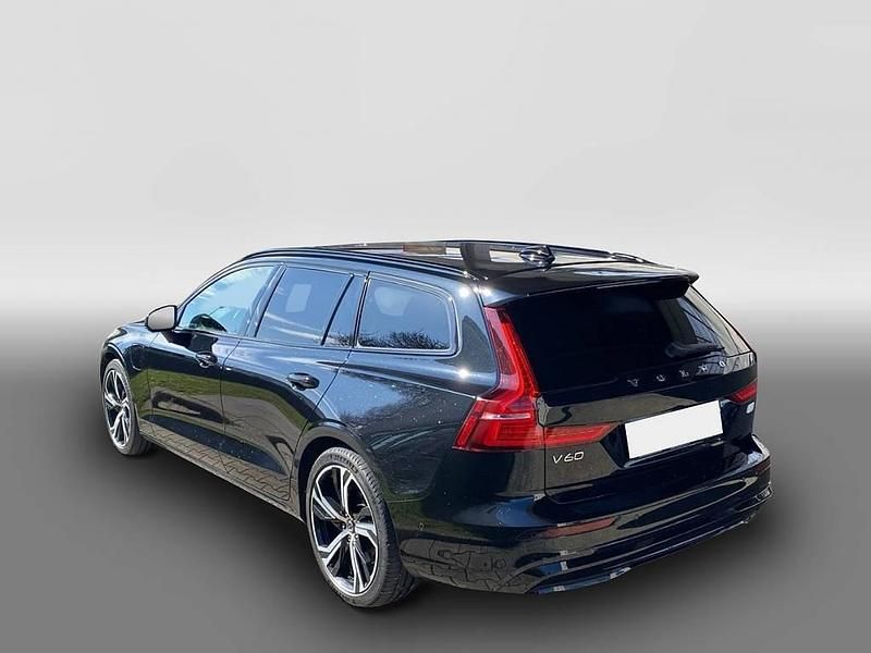 Gebraucht Volvo V60 Plus 455 PS (334 kW) 2022 Schwarz Kombi