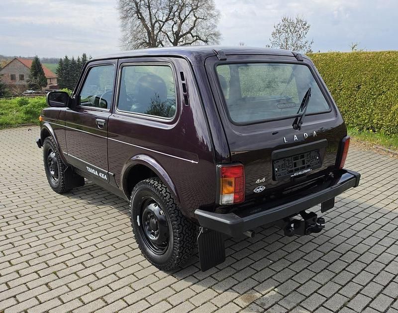 Brugt Lada niva 83 HK (61 kW) 2018 Lilla SUV