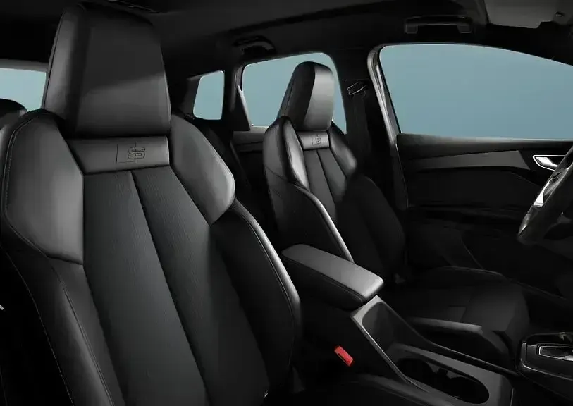 Gebraucht Audi Q4 e-tron 150 kW (204 PS) 2023 Grau SUV