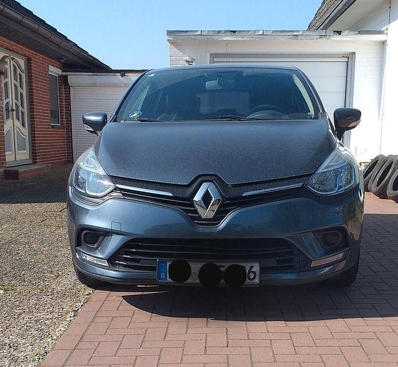 Gebraucht Renault Clio IV Intens 90 PS (66 kW) 2018 Grau Limousine