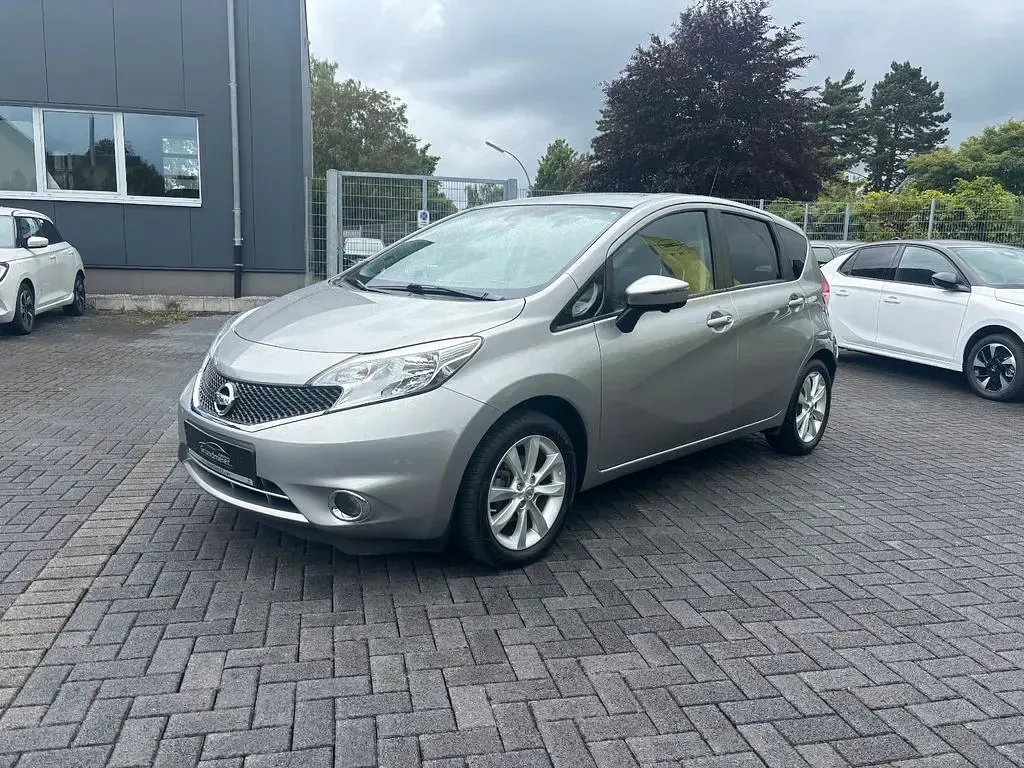 Gebraucht Nissan Note Tekna 98 PS (72 kW) 2015 Silber Kleinwagen