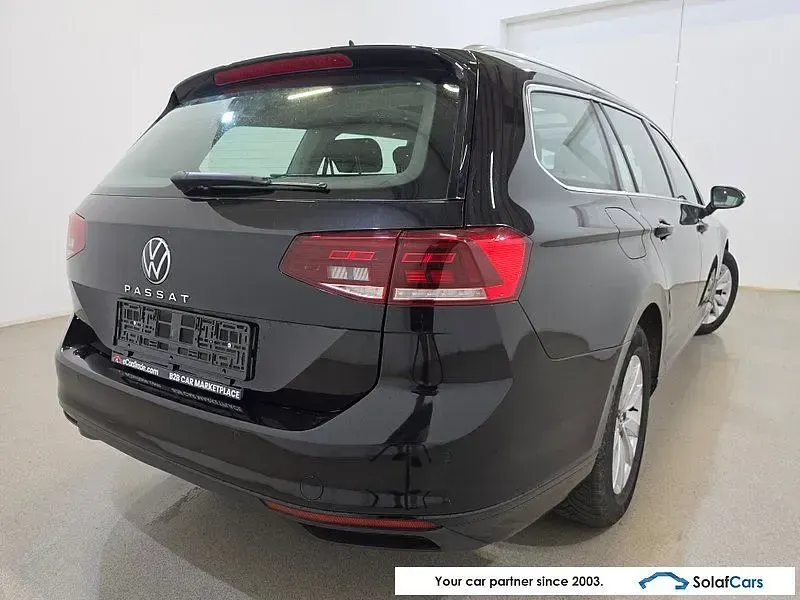 Gebraucht VW Passat 150 PS (110 kW) 2021 Schwarz Kombi