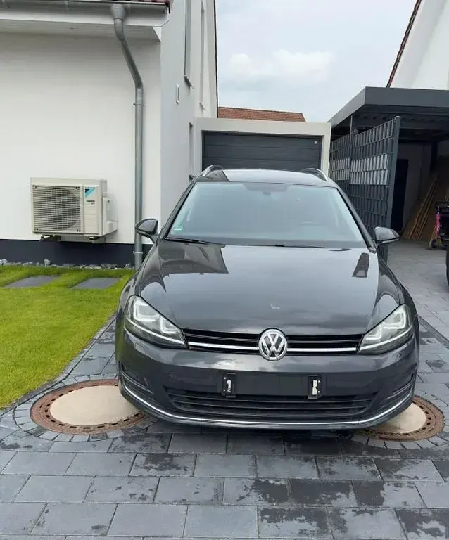 Gebraucht VW Golf VII Highline 150 PS (110 kW) 2015 Grau Kombi