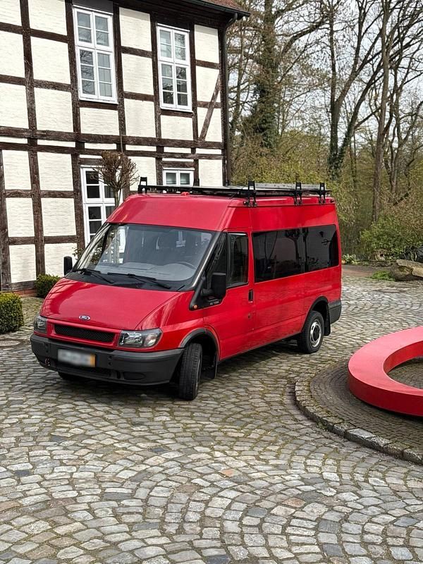 Second-hand Ford Transit 85 CP (62 kW) 2004 Roșu Monovolum