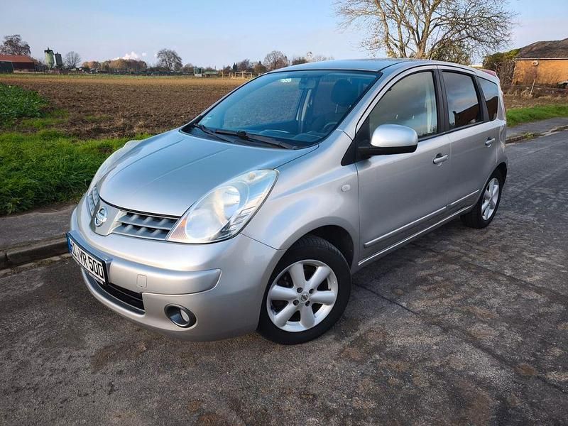 Gebraucht Nissan Note Acenta 88 PS (64 kW) 2008 Silber Kleinwagen