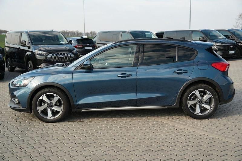 Gebraucht Ford Focus Active 125 PS (91 kW) 2021 Blau Limousine